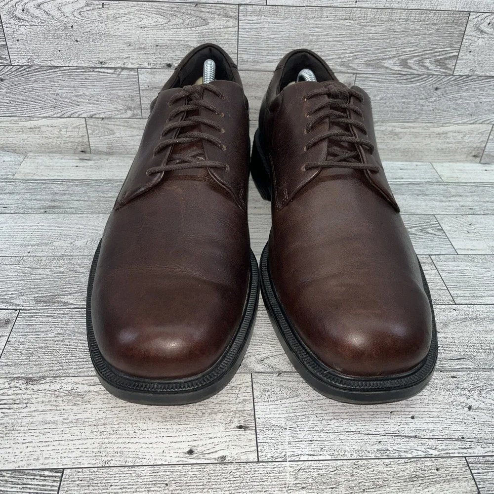 Rockport look polished